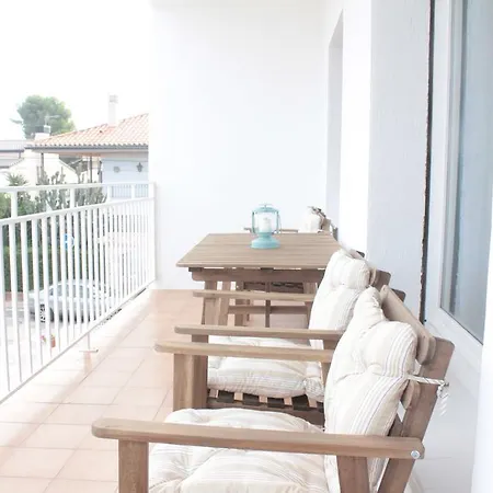 Sirenas Apartment *